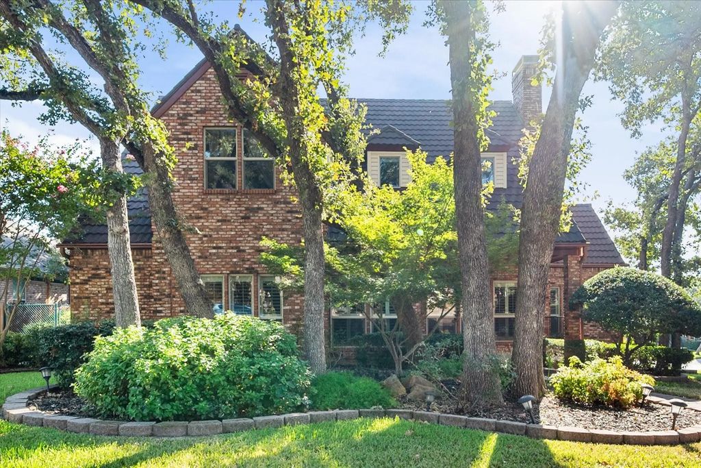 2109 Van Hook Court, Arlington
