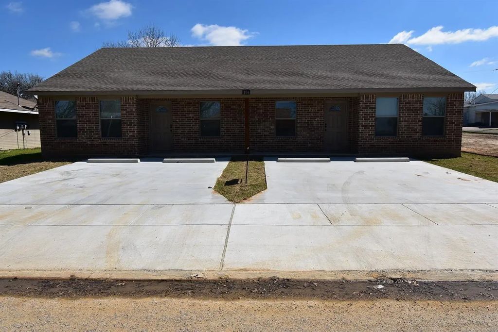 104 N Jordan Street B, Whitesboro