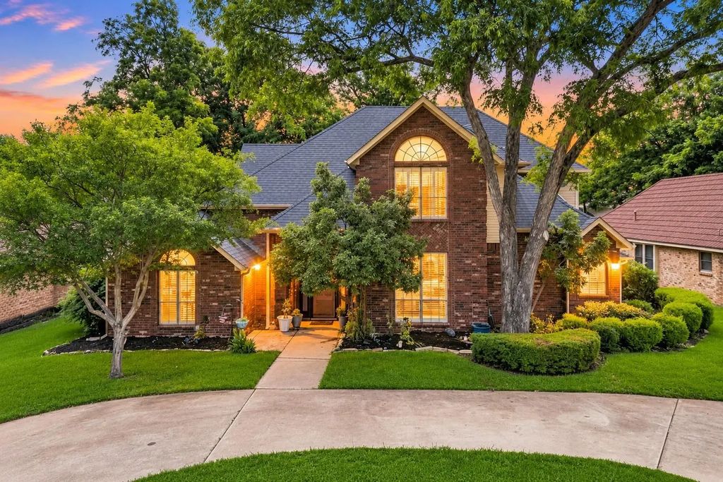 1909 Pecan Ridge Drive, Rowlett