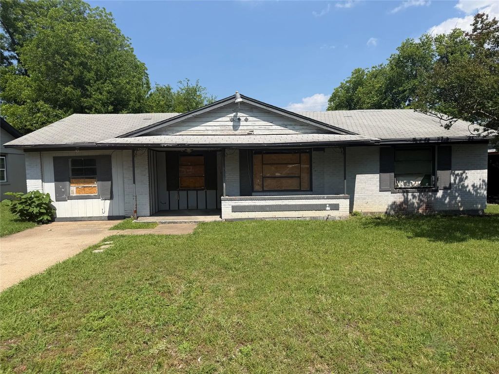 7014 Brierfield Drive, Dallas