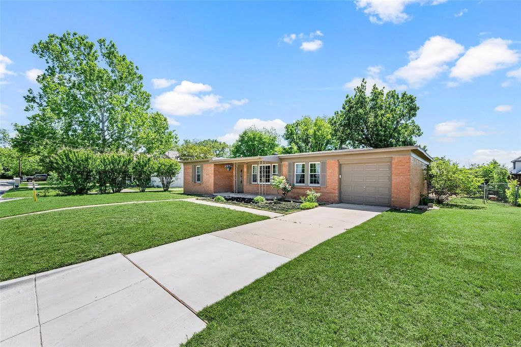 5201 Slate Street, Fort Worth