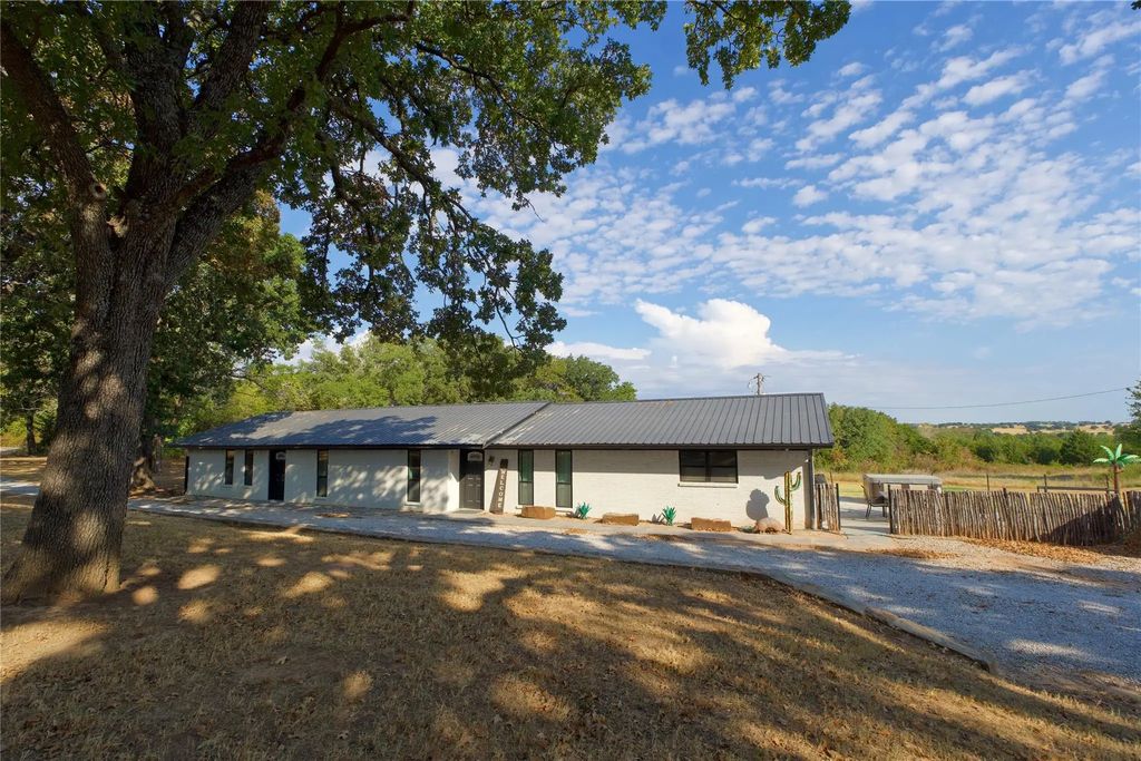 153 Wagner Road, Saint Jo
