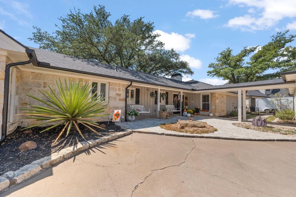 4509 Deleon Court, De Cordova