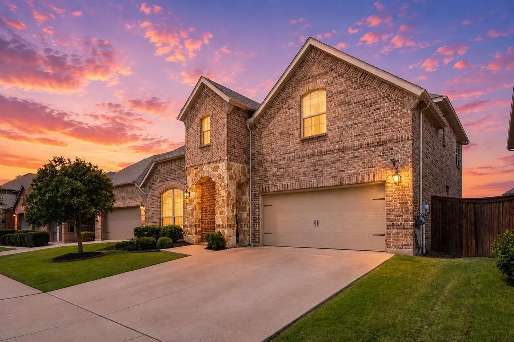 12213 Beatrice Drive, Fort Worth
