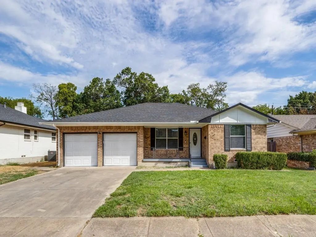 1805 1805 Bardfield Avenue, Garland