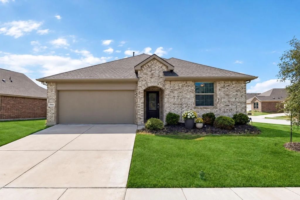 2000 Angus Drive, Little Elm
