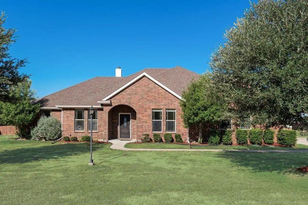 2121 N Mockingbird Lane, Midlothian