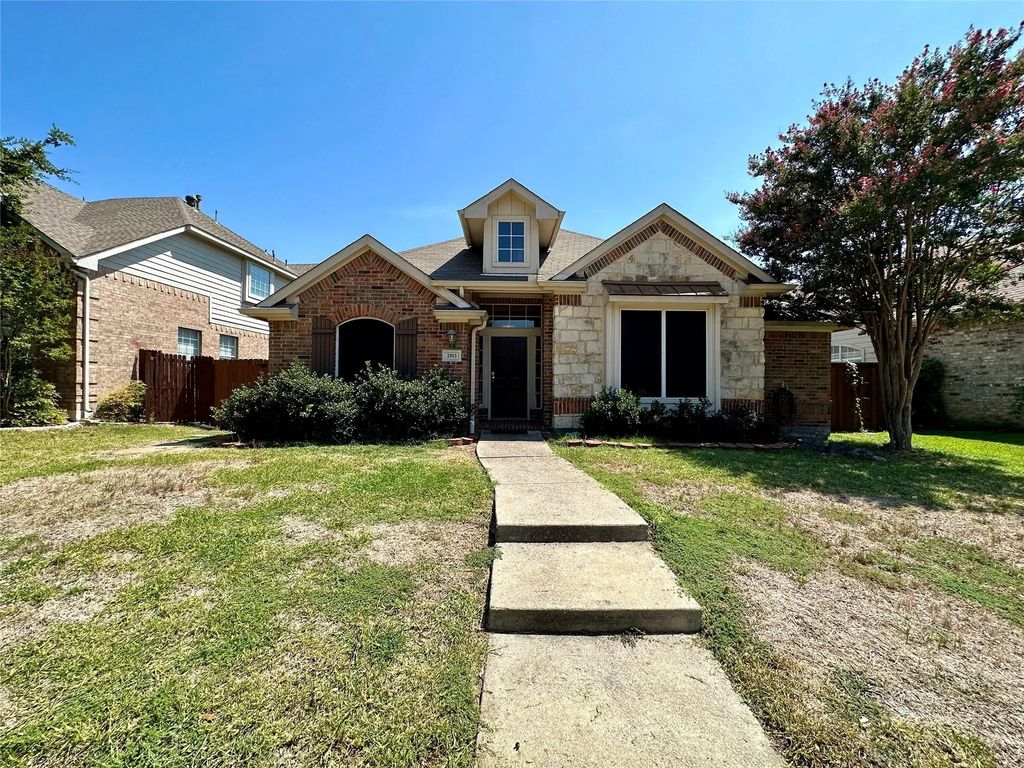 2013 Saint Anne Drive, Allen