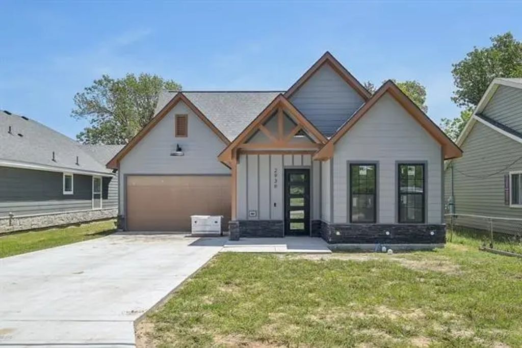 2936 Henry Road, Lancaster