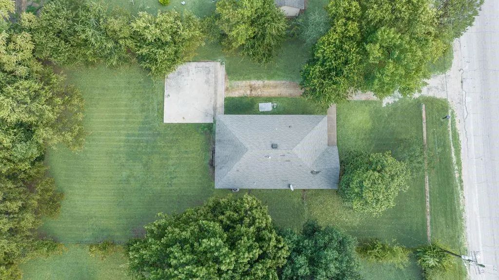 1415 Dowdy Ferry Road, Hutchins