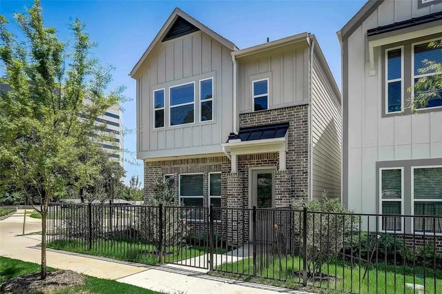 505 Mission Trail 603, Arlington