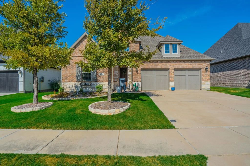 8116 Maybury, The Colony