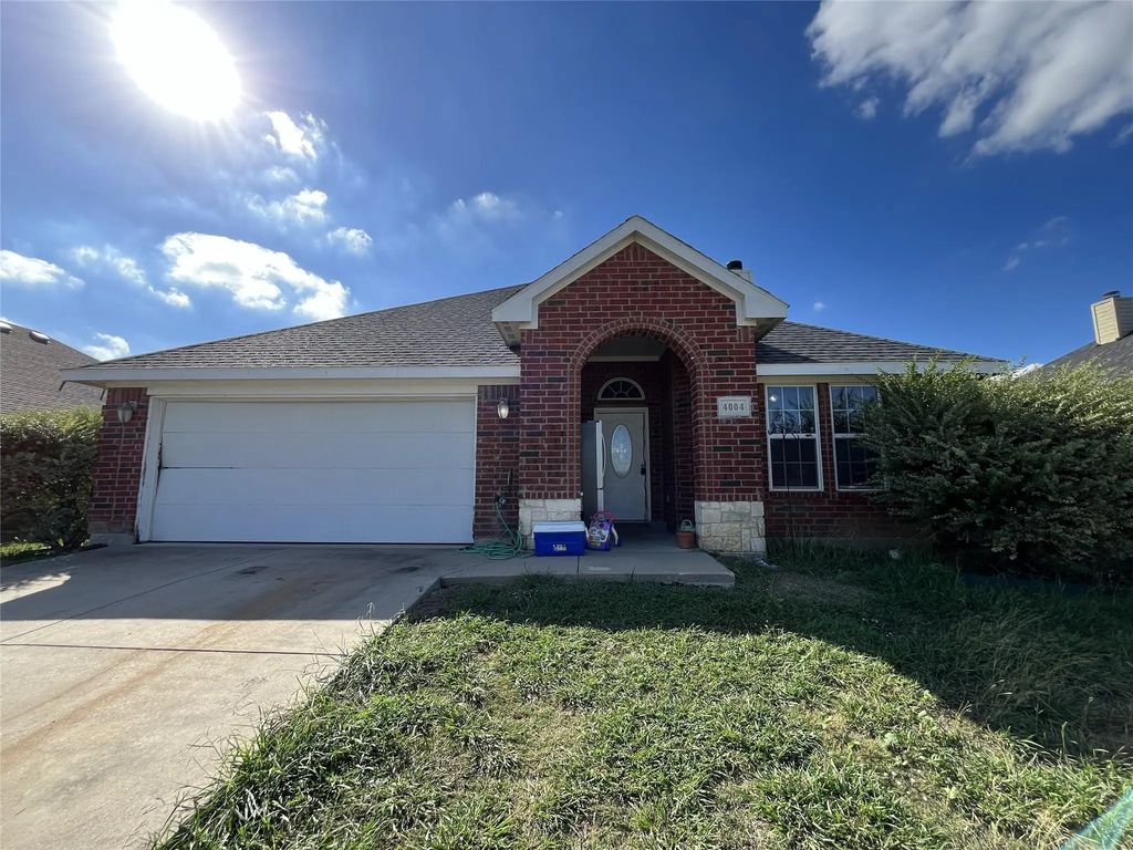 4004 Windmill Drive, Sanger