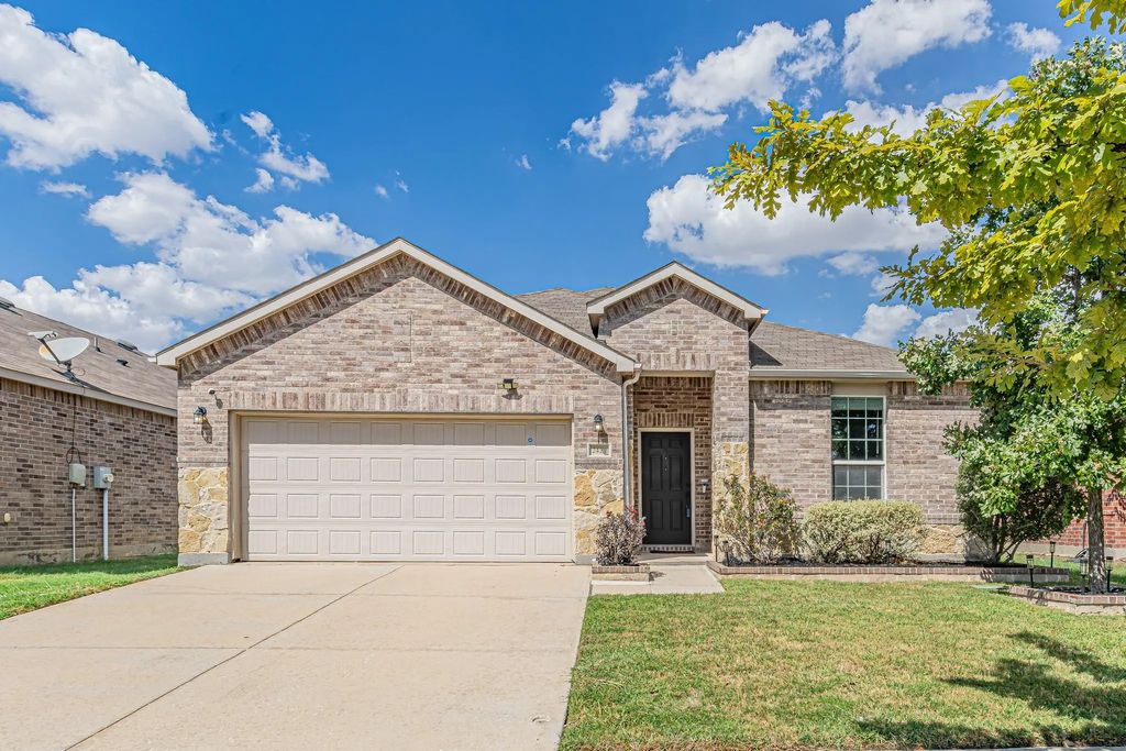 2429 Senepol Way, Fort Worth