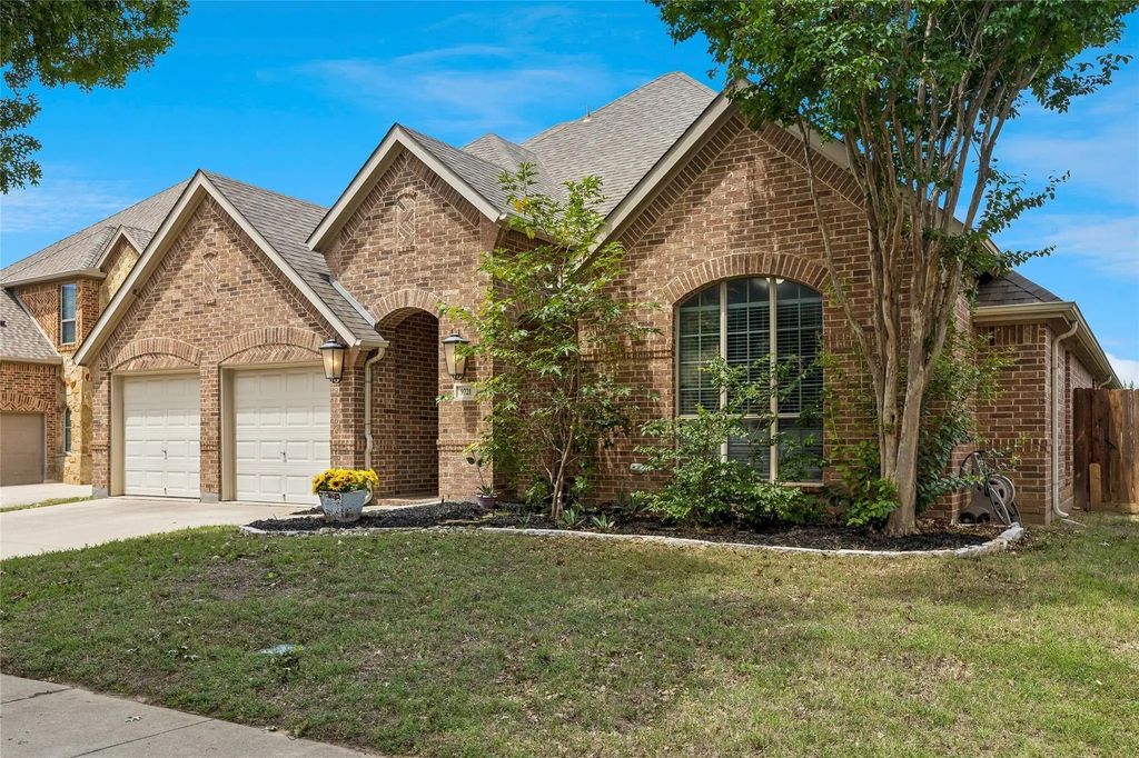 9721 Sam Bass Trail, Fort Worth