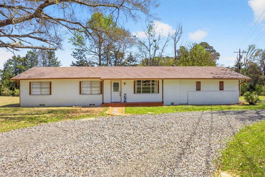 6367 Orange Road, Big Sandy