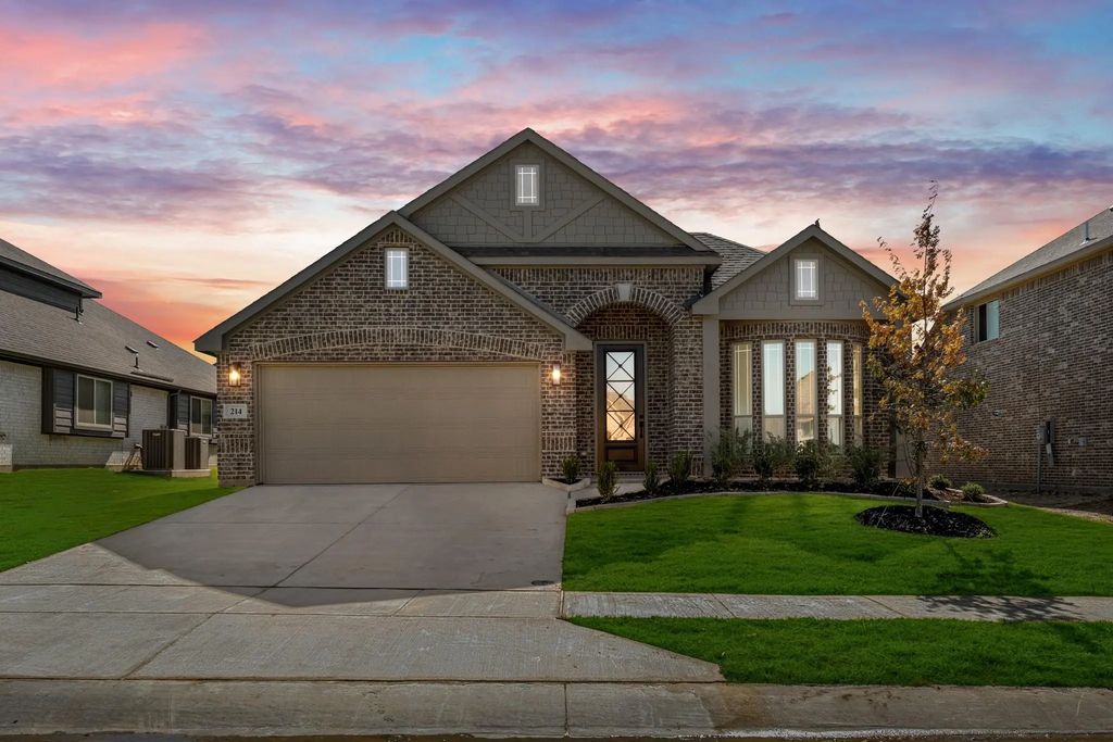 2344 Saint Andrews Way, Royse City