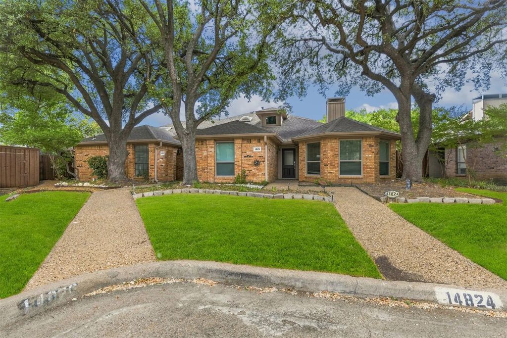 14824 Sopras Circle, Addison