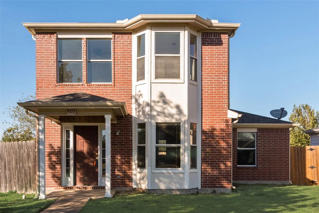 9711 Brierwyck Drive, Dallas
