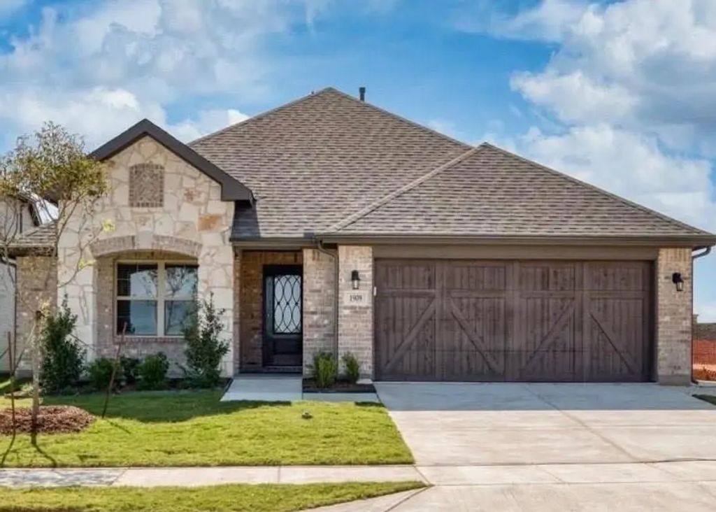 1909 Miramar Court, Little Elm