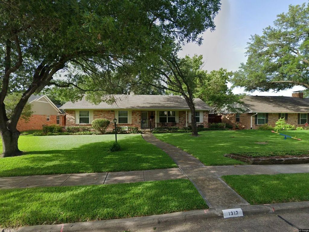 1317 Chickasaw Drive, Richardson