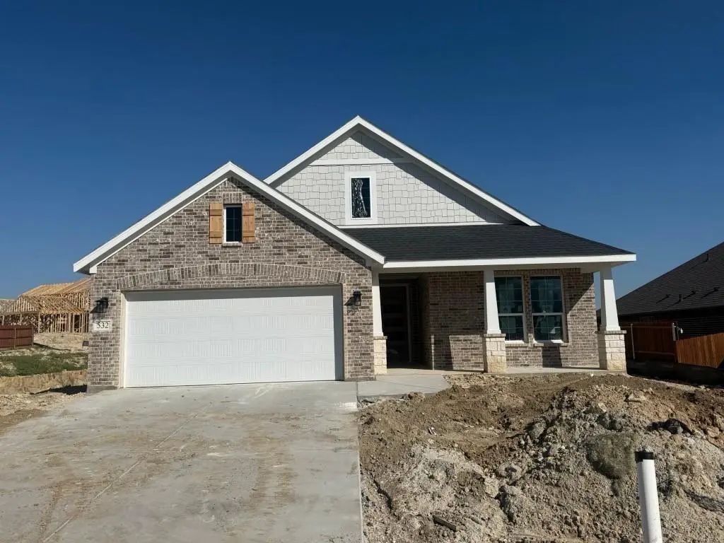 532 Waterford Park Boulevard, Weatherford