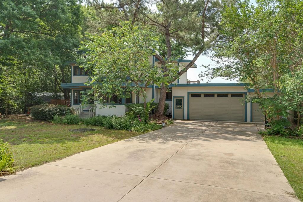 1301 Dublin Street, Grapevine