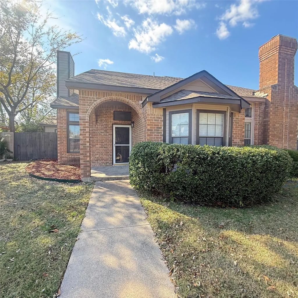 902 Binbrook Drive, Mesquite