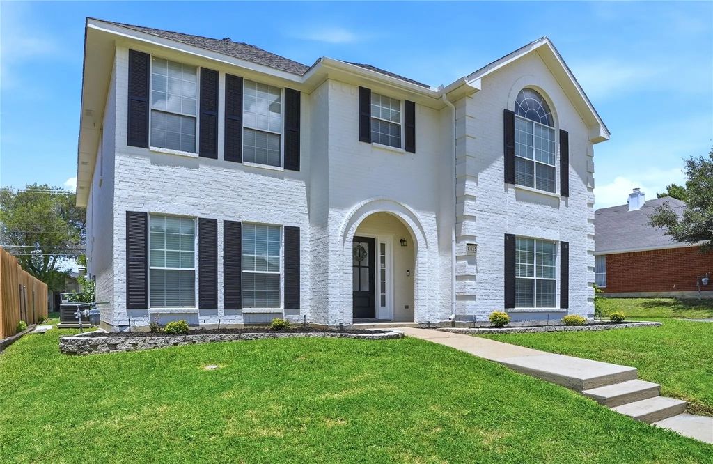 1415 Sutton Drive, Carrollton