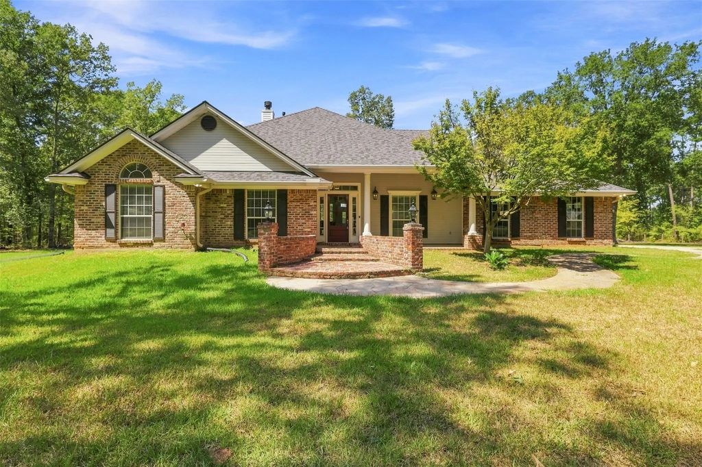 8149 Southdowns Drive, Shreveport