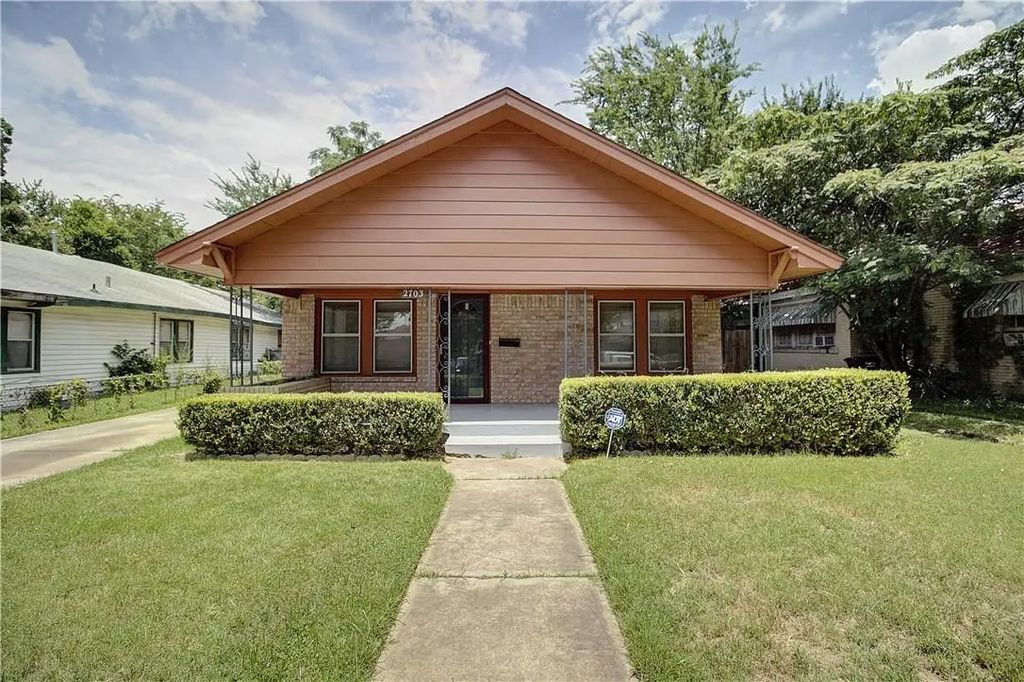 2703 Galvez Avenue, Fort Worth