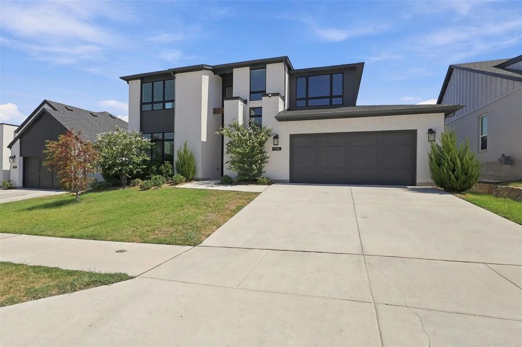 7116 Accipiter Drive, Fort Worth