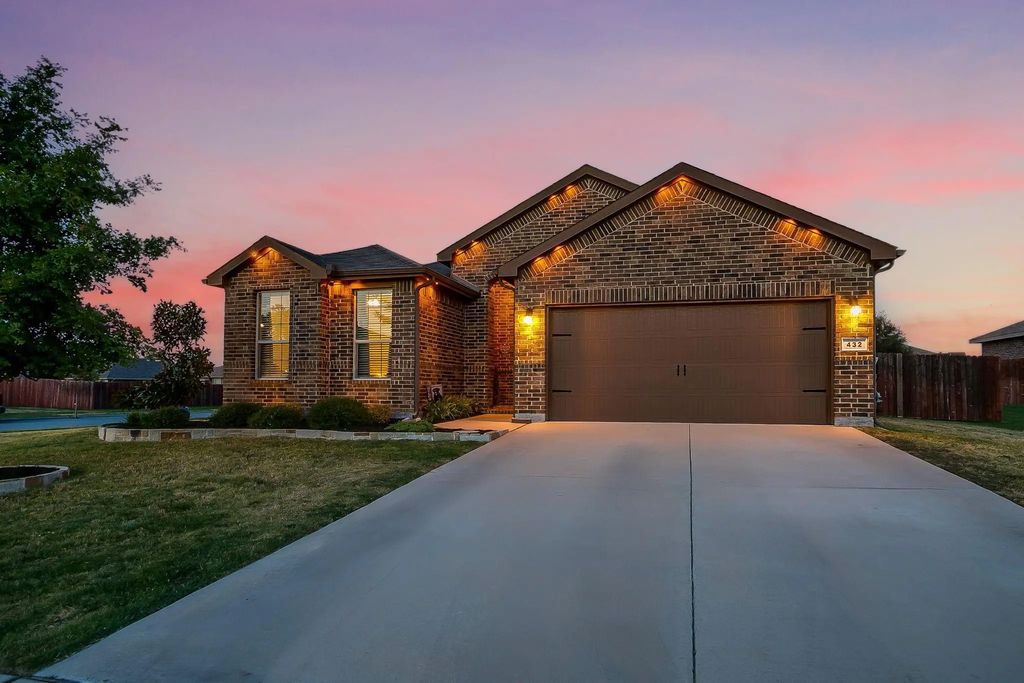 432 Windsail Lane, Azle