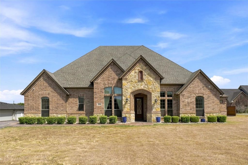 1810 Indian Ridge, Oak Leaf