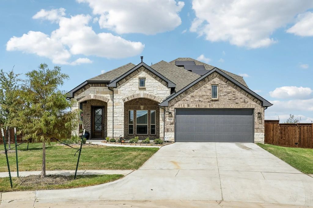 2123 Pennywell Drive, Mansfield