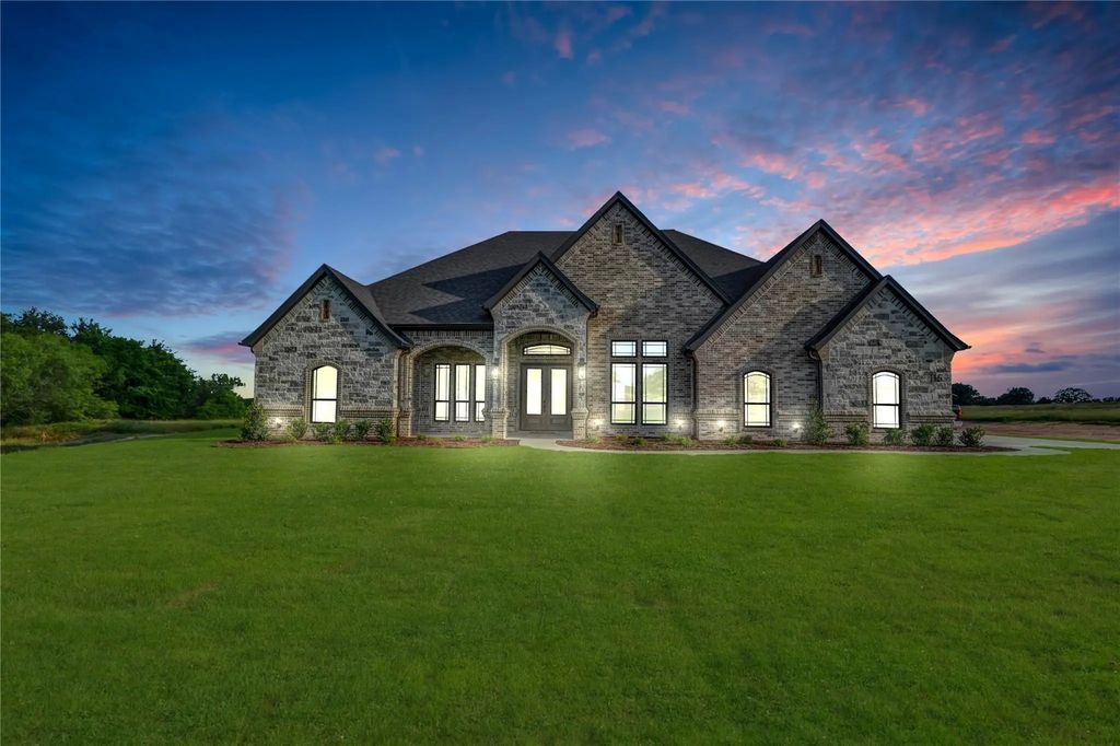 115 Turtle Back Ridge, Decatur