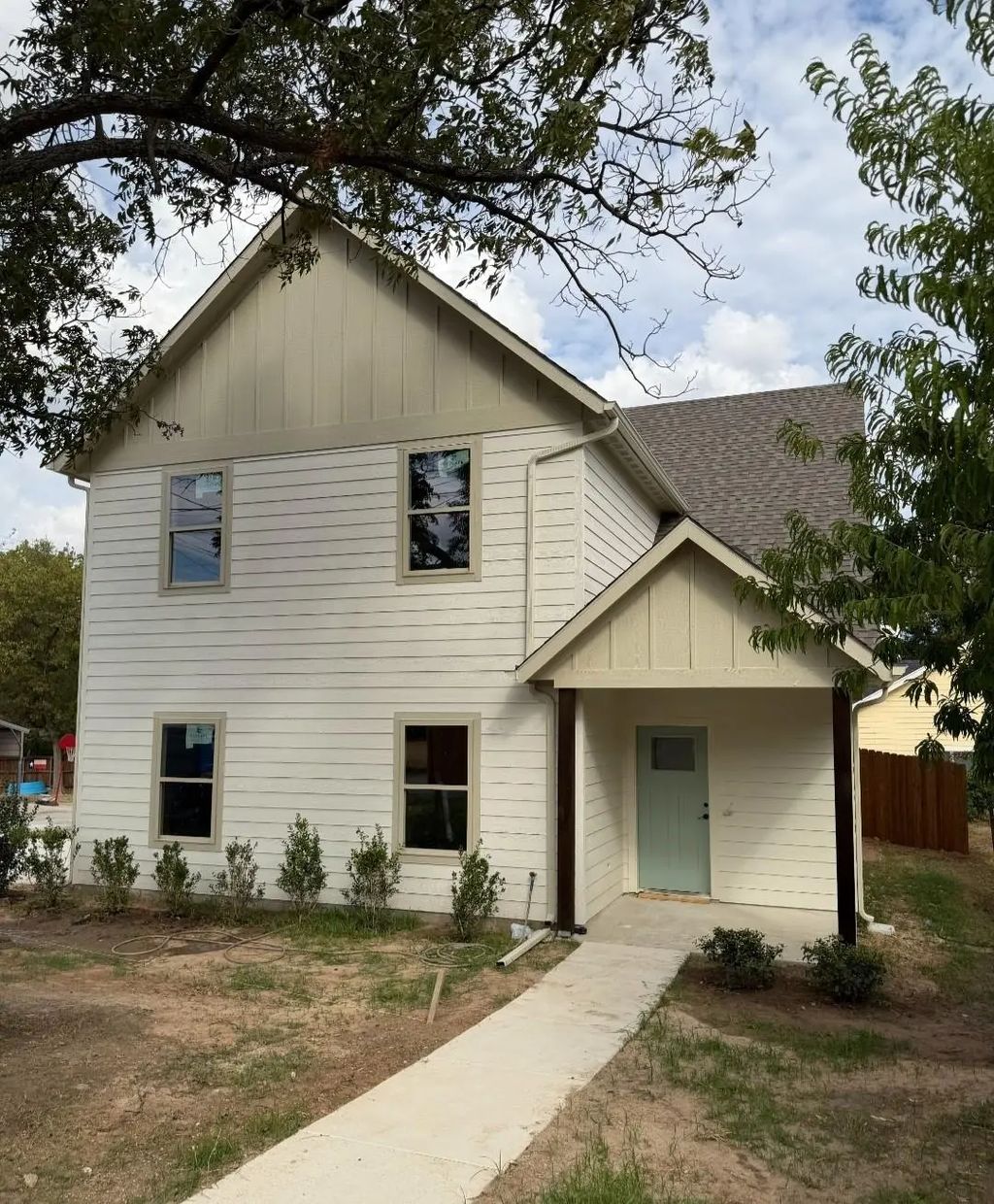 201 S Cates Street, Decatur