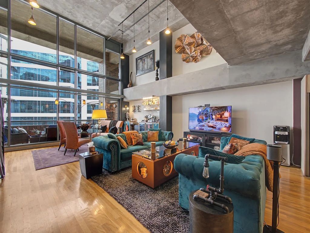 1999 Mckinney Avenue 1204, Dallas