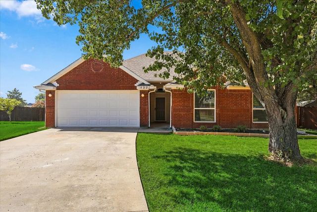4901 Superior Court, Flower Mound