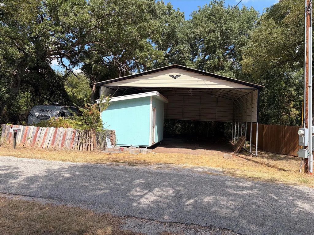 3837 Boquillas Circle, Granbury