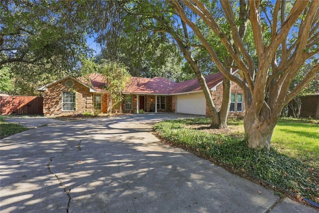 1309 Oxford Lane, Denton