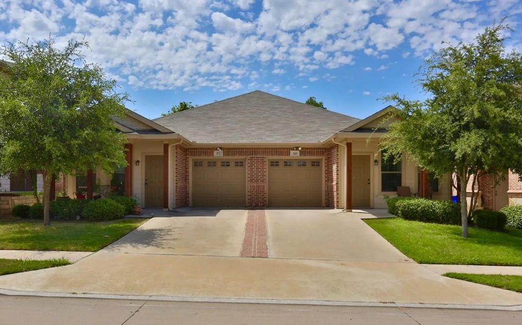371 Orbit Drive, Lavon