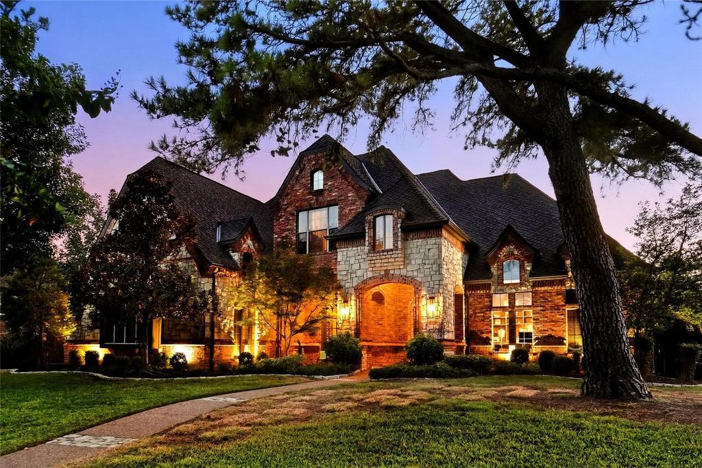 1804 Summit Court, Keller