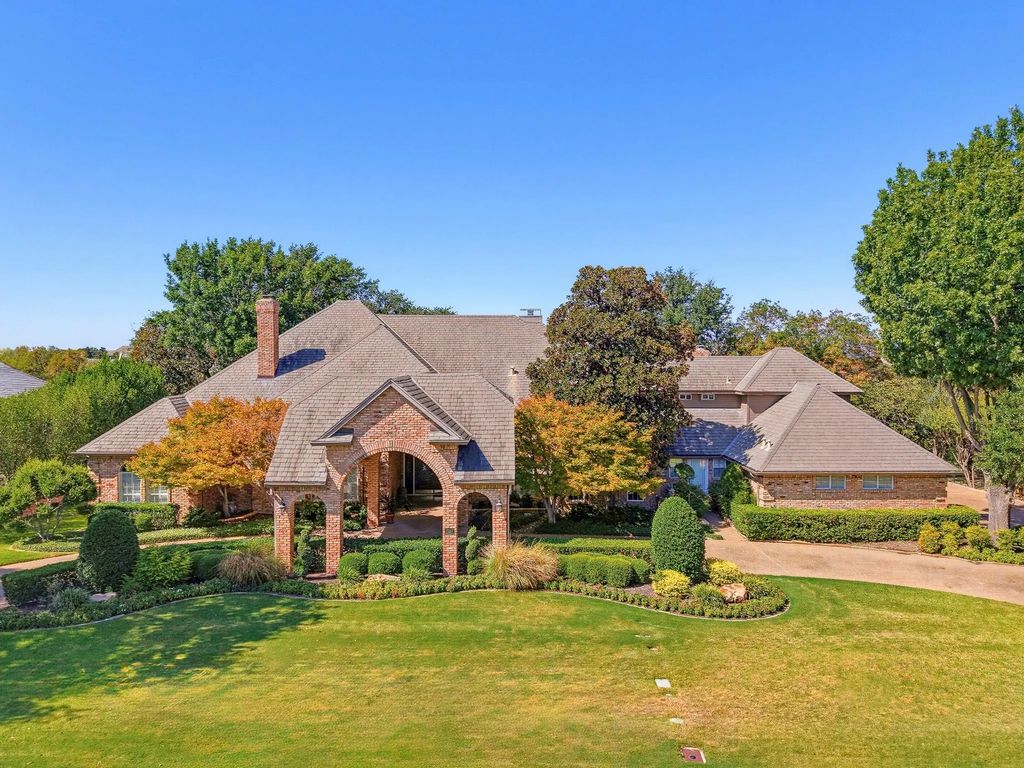 6200 Forest Highlands Drive, Fort Worth