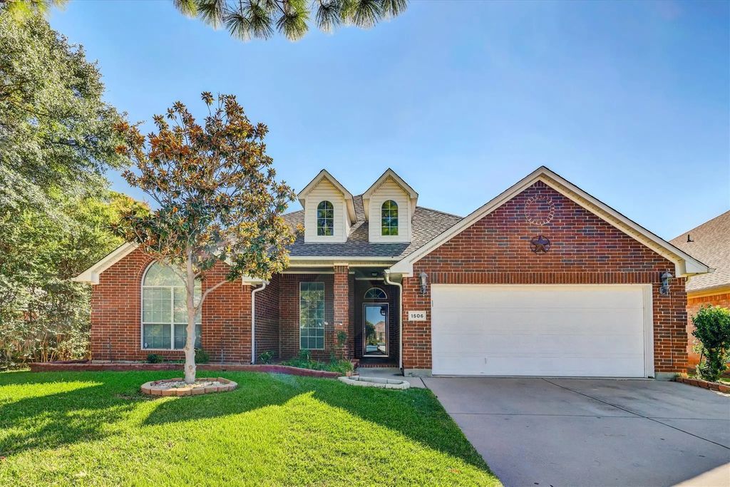 1506 Park Grove Drive, Irving