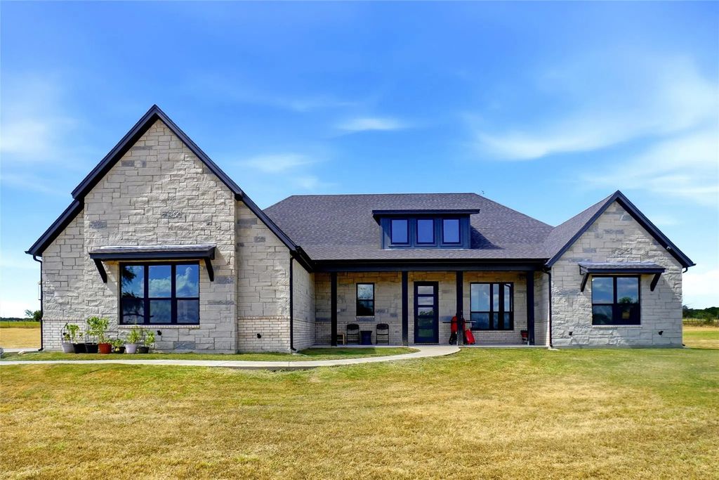 1015 Louise Lane, Weatherford
