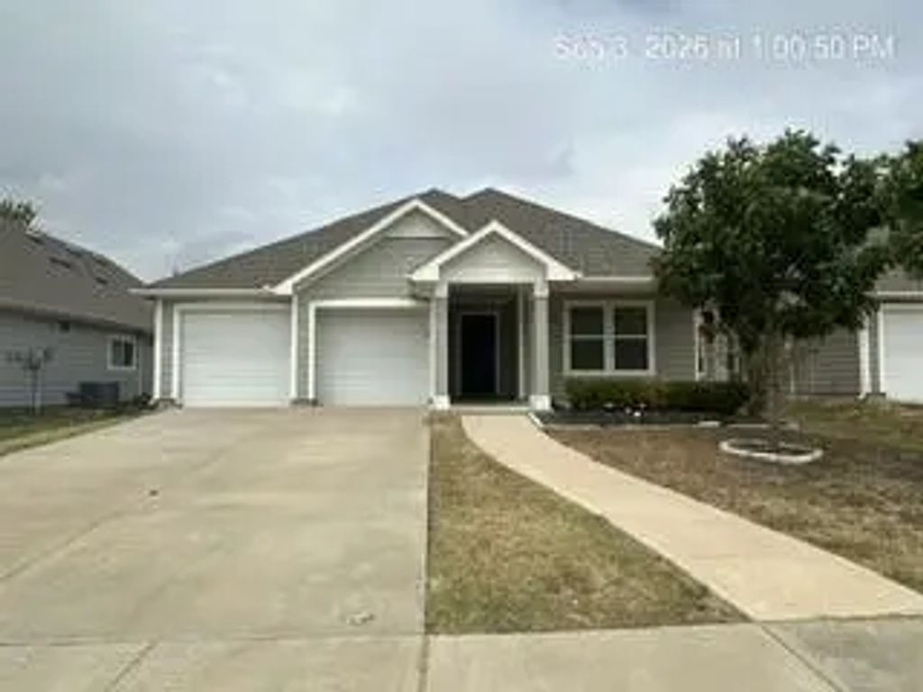 126 Spring Creek Lane, Terrell
