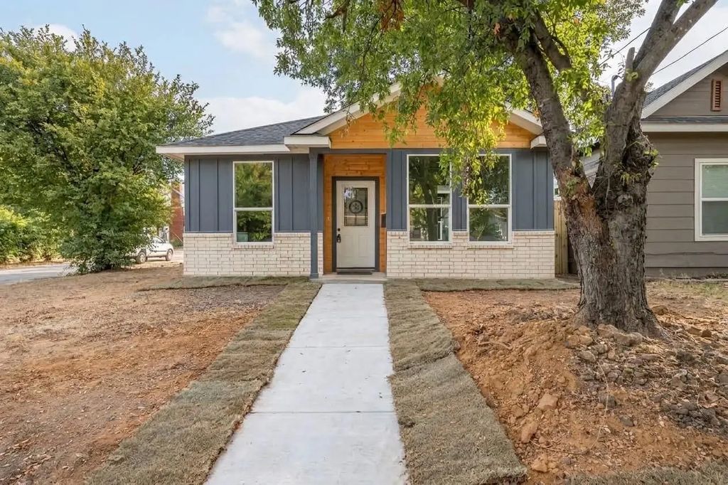 3830 Colonial, Dallas