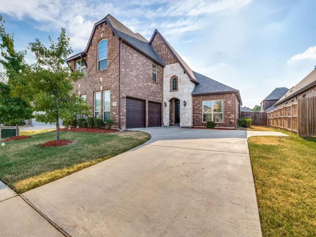 107 Balsam Drive, Red Oak