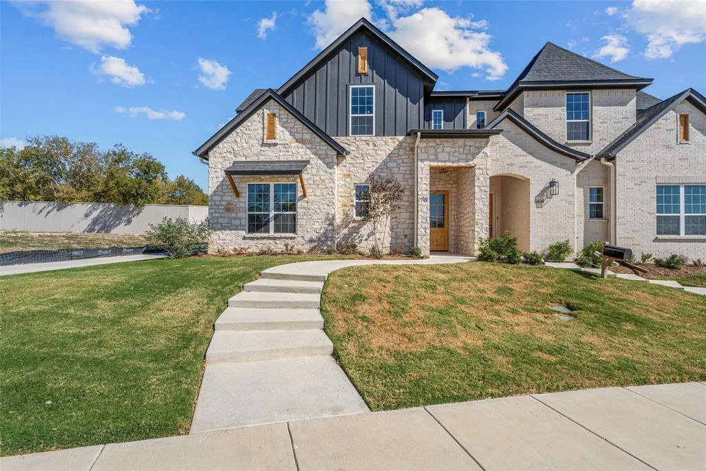 170 Hulen Circle, Aledo